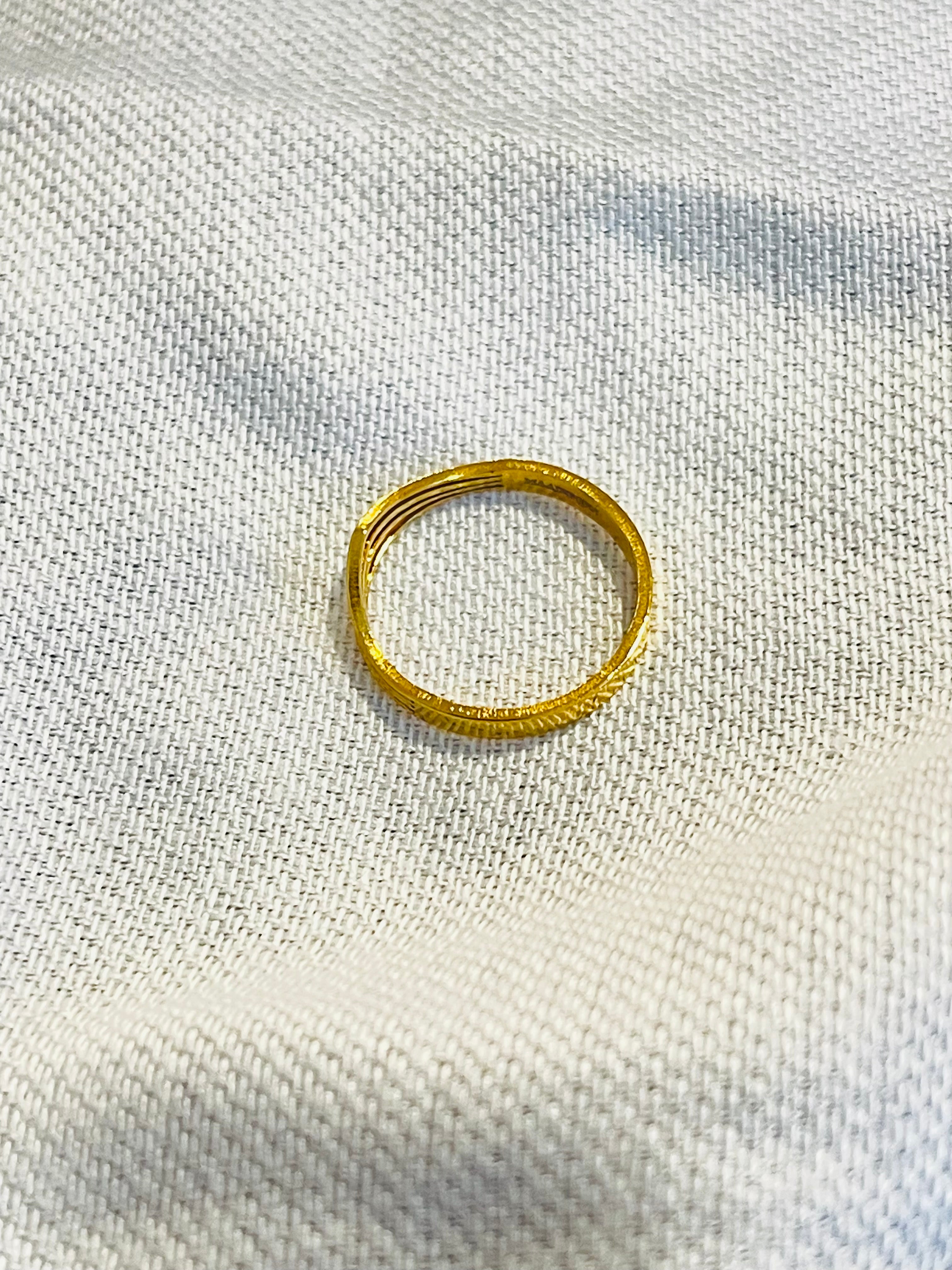 DENTY GOLD RING