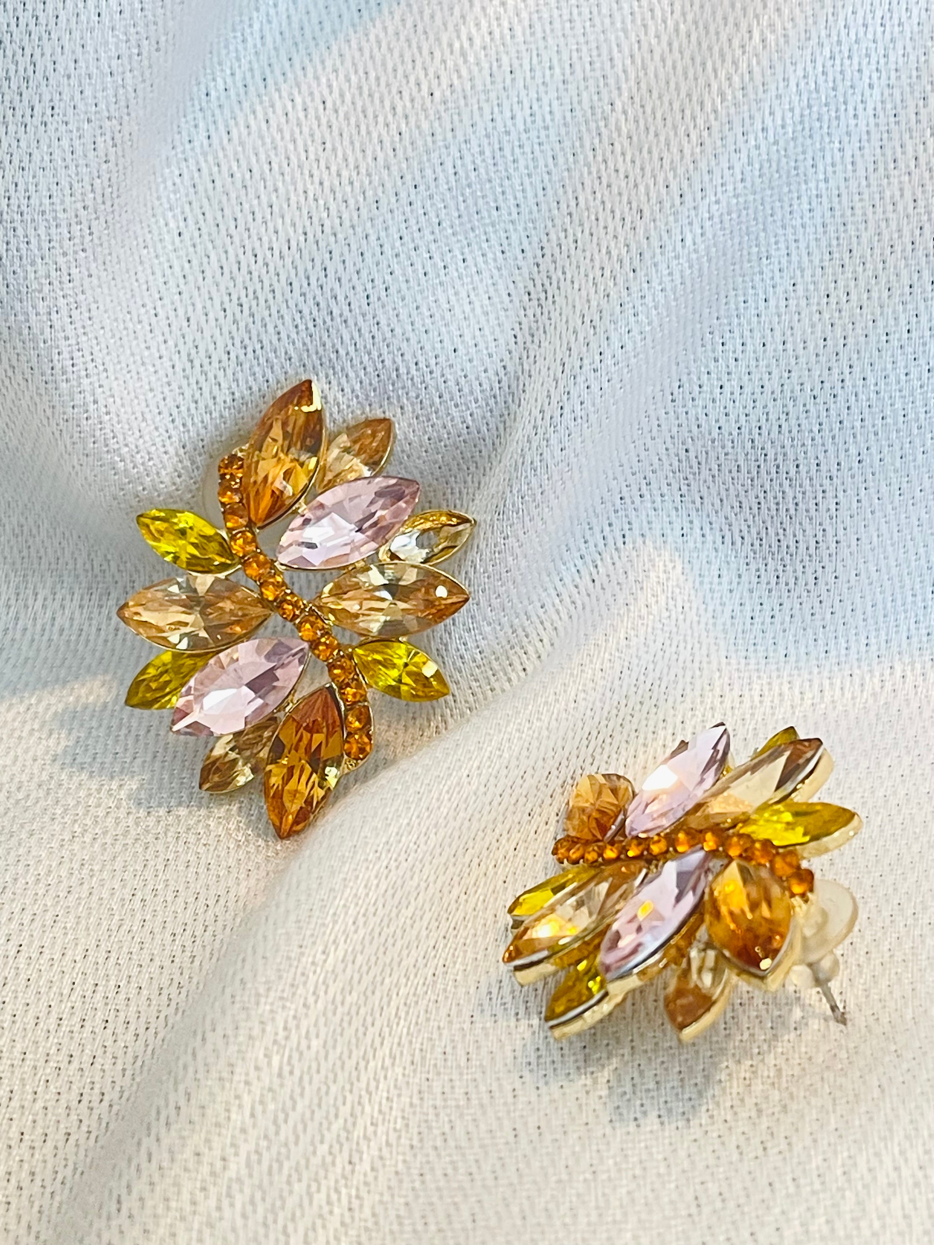 DARLING FLEUR PEACHY EARRINGS