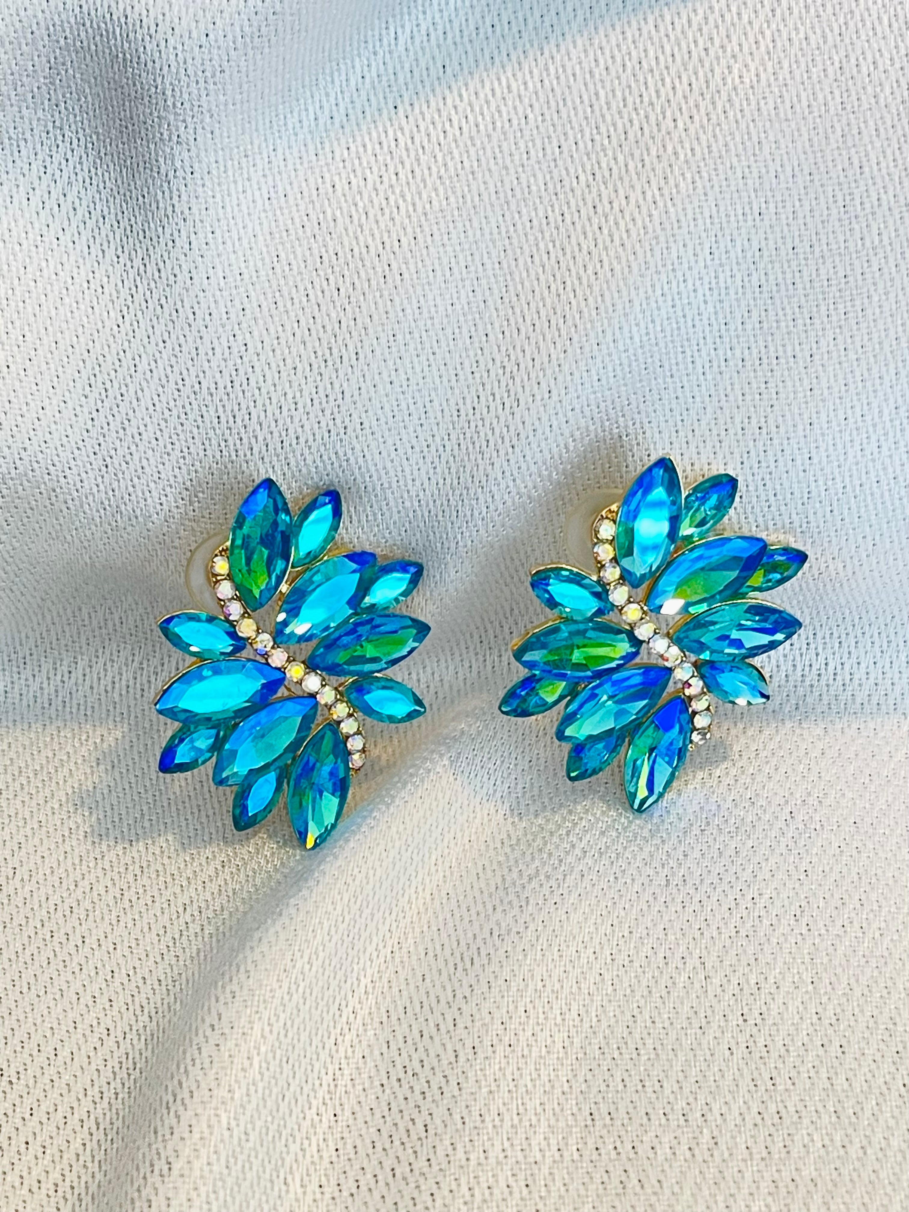DARLING FLEUR BLUE EARRINGS