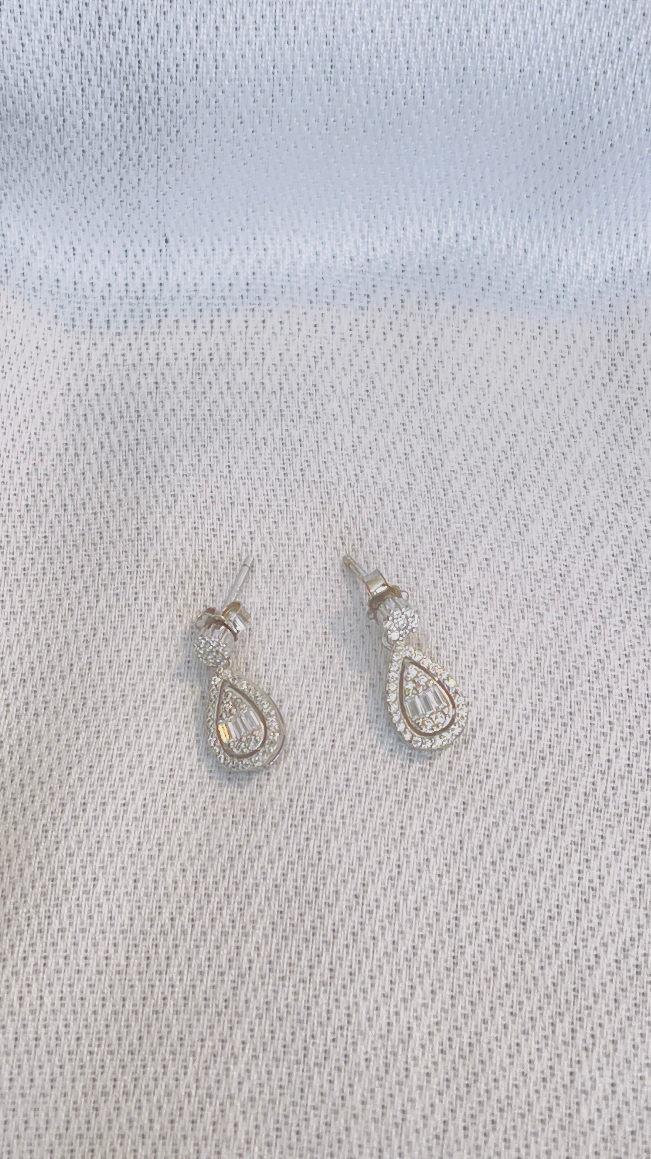 FELLICIA DIAMOND EARRINGS